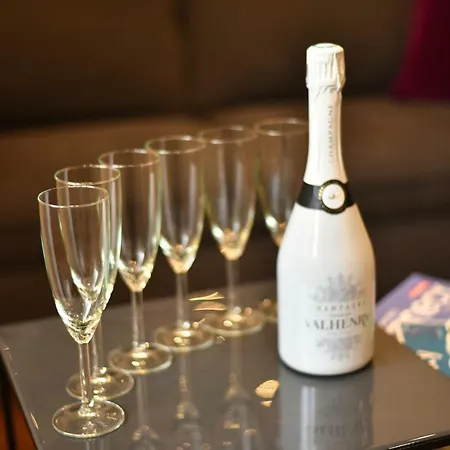 L'atout Charme Apartment *
